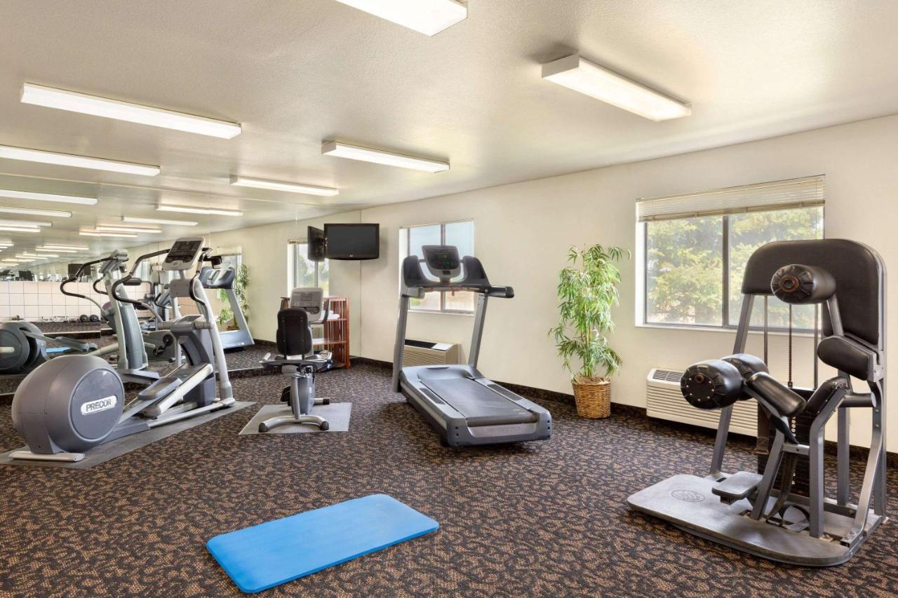 Travelodge By Wyndham Sharon Springs Esterno foto